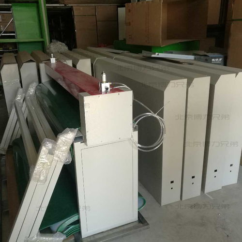 裝飾畫生產(chǎn)設(shè)備的運(yùn)輸流程與管理要點(diǎn)